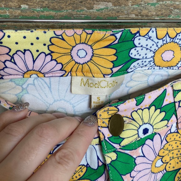 ModCloth Retro Daisy Pant High Rise Size Small - Picture 2 of 6